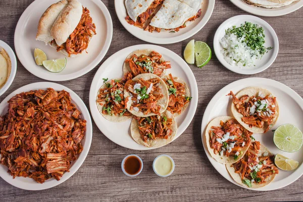 Tacos al Pastor, comida mexicana en Taqueria Ciudad de México — Foto de Stock