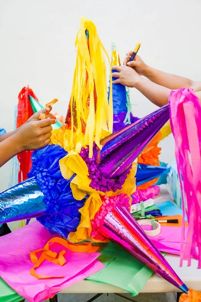 Making a Mexican Pinata handmade for posadas in Christmas Mexico — Stock Photo, Image