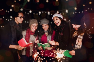 Posada Mexicana, Meksikalı arkadaşlar Meksika 'da Noel şarkıları söylüyorlar.