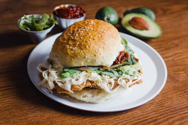 Cemita Poblana Puebla Meksika 'dan geleneksel sandviç.