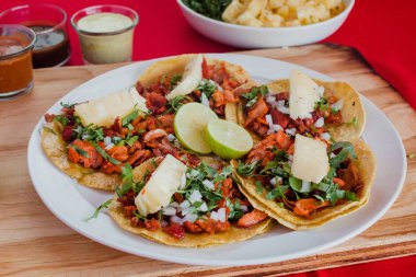 Meksika Tacos al pastor, Mexico City 'de sokak tacoları.