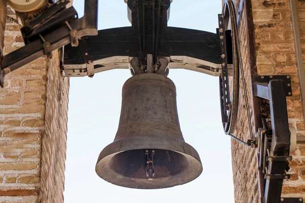 Alte Große Glocke Einer Kathedrale — Stockfoto