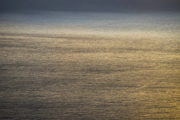 夕日がかった海の波 — ストック写真