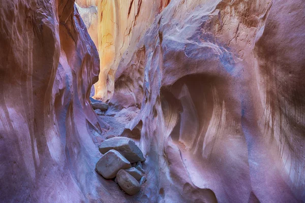 Slot canyon in het zuiden van Utah — Stockfoto