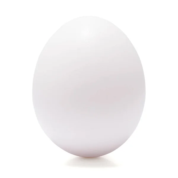 Um ovo branco isolado em — Fotografia de Stock