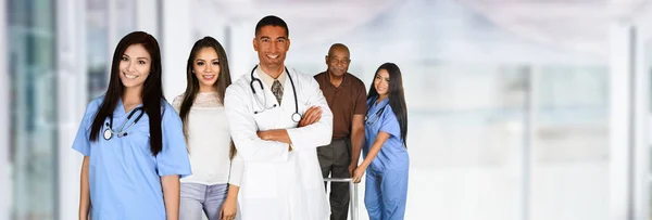 Medicinsk personal på sjukhus — Stockfoto