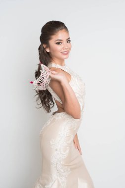 Güzellik yarışmasında kraliçe