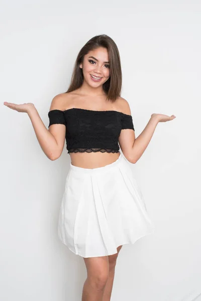 Chica adolescente feliz — Foto de Stock