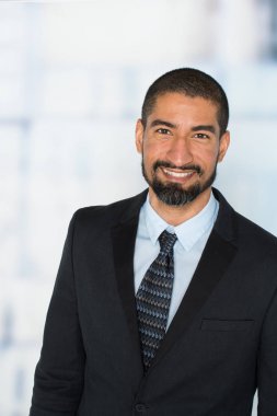 Azınlık işadamı Olgun