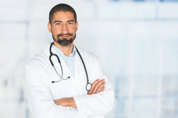 Medico in ospedale — Foto Stock