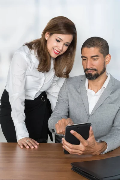 Equipo empresarial trabajando juntos —  Fotos de Stock