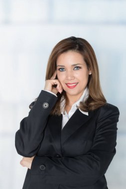 iş yerinde iş kadını