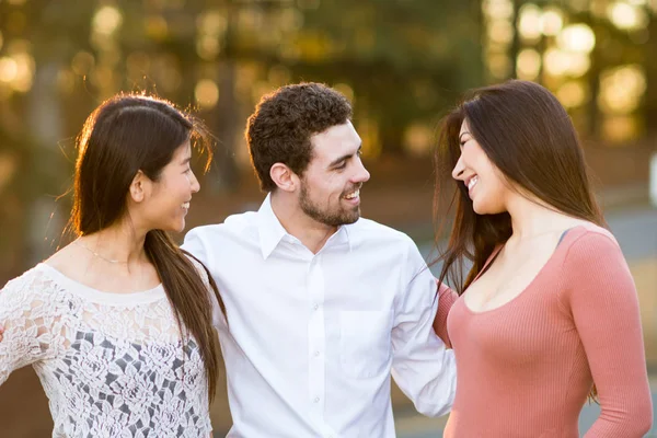 Grupp vänner — Stockfoto