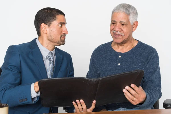 Empresario haciendo planificación financiera —  Fotos de Stock