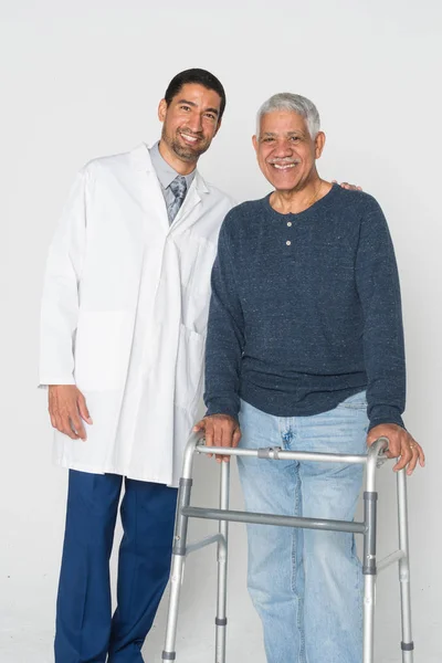 Medico con senior — Foto Stock