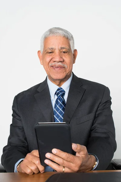 Oudere senior man — Stockfoto