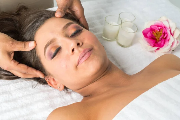 Woman Getting Massage — Stock Photo, Image