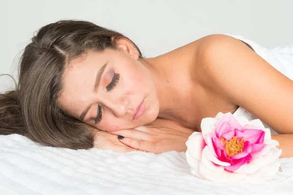 Mujer en el spa — Foto de Stock