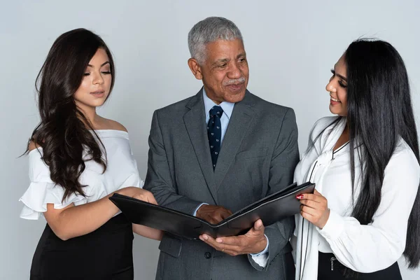 Equipe de negócios no escritório de trabalho Fotografias De Stock Royalty-Free