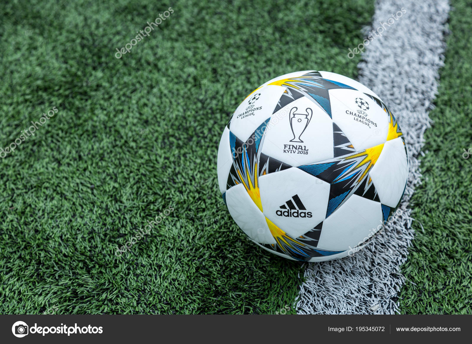 Kyiv Ukraine April 2018 Official Match Ball Uefa Champions League – Editorial Photo © chekyravaa #195345072