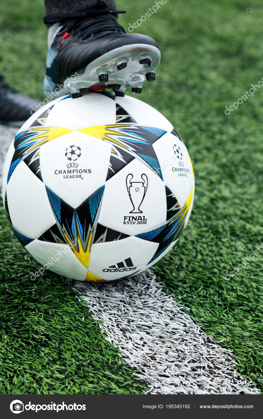 adidas finale 18 top training ball