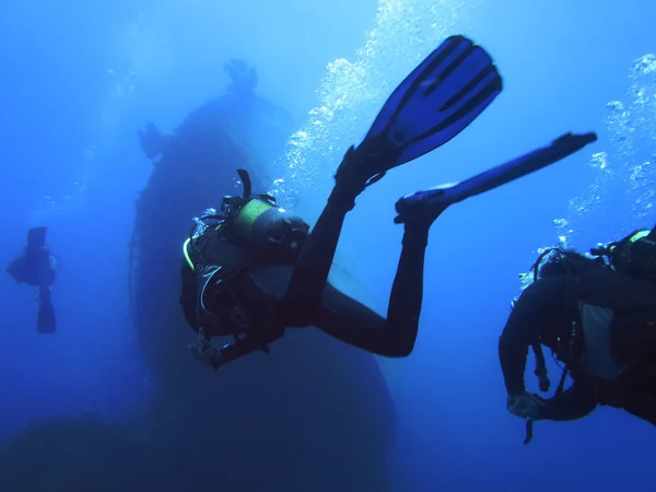 水肺潜水。沉船 — 图库照片