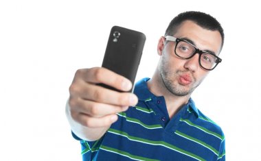 Huysuz işadamı, beyaz arka plan üzerinde izole