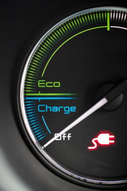 Elektrikli Araç Motorunda Kalan Gösterge Şarjının Kapanışı
