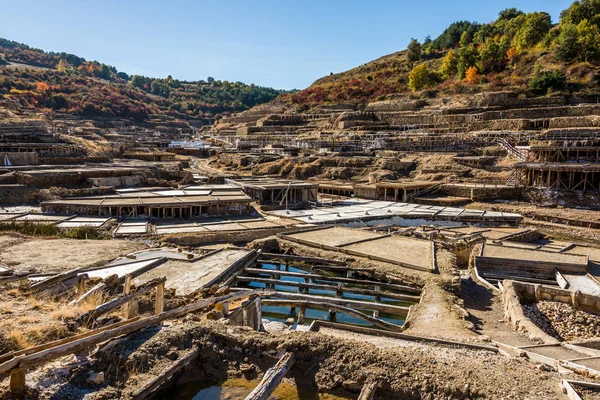 Salztal von Anana, altes Salzbergwerk aus Alava, Baskenland, Spanien — Stockfoto