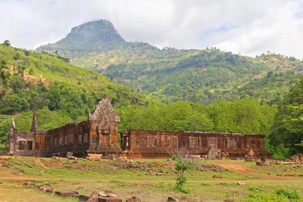 Parte de la lluvia Vat Phou, también escrito Wat Phu, Patrimonio de la Humanidad de la UNESCO, Laos — Foto de Stock