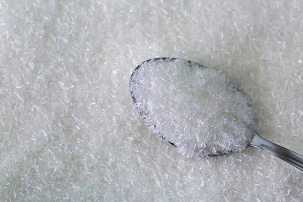 スプーン Msg の完全フレーク、グルタミン酸ナトリウム、ナトリウム塩 — ストック写真