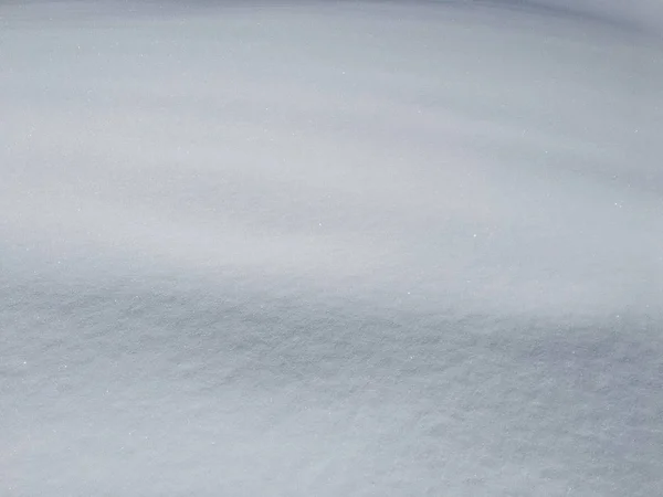 Fresh fluffy powdery snow with blinking crystal sparkles during cold winter — Stock Photo, Image