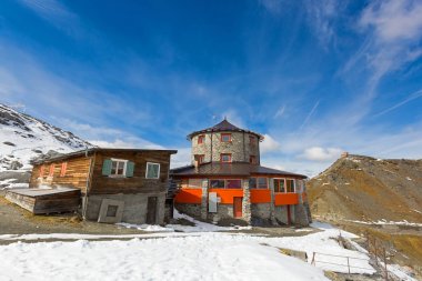 Alpengasthof Tibet otel restoran ve bar South Tyrol, İtalya (Stilfser Joch Deutsch) geçişte Stelvio dağın zirvesinde