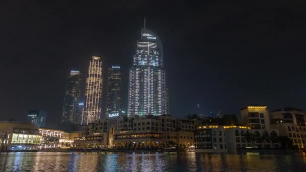 Timelapse of Escenic view of dancing fountain Dubai — Vídeos de Stock