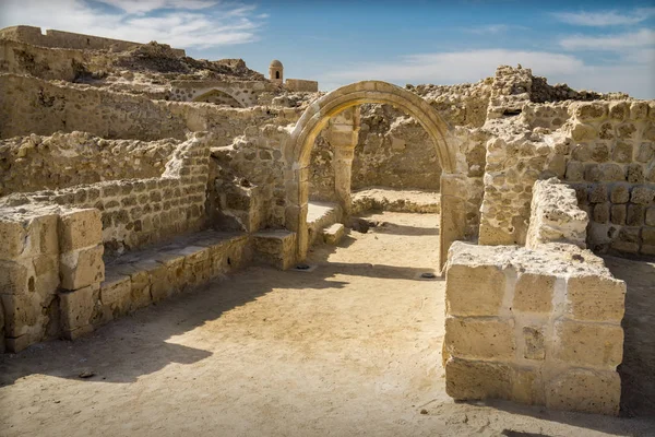 Bahreyn Fort Arapça