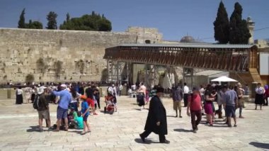 Batı duvarı veya ağlama duvarı Yahudilik eski şehir Kudüs, İsrail için en kutsal yer.