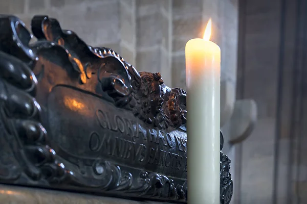 Opferkerze im Bamberger Dom — Stockfoto