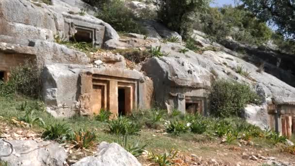 Túmulo do antigo cemitério, Limyra, Turquia . — Vídeo de Stock