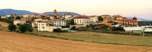 Town Legarda Outskirts Pamplona Perfect Panorama Because Its Long Layout — Stock Photo, Image