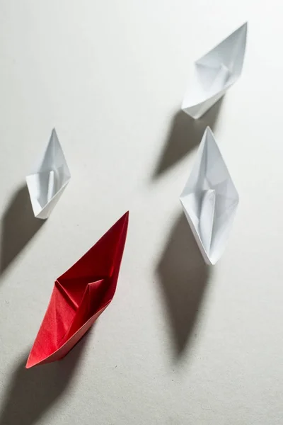 Origami καραβάκια σε χαρτί — Φωτογραφία Αρχείου