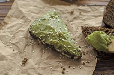 sandviç ile avokado Yapıştır