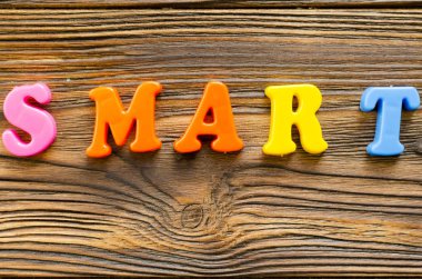 ahşap arka plan üzerinde kelime 