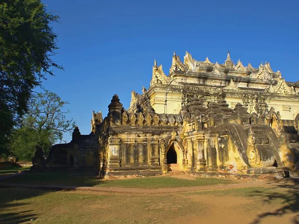 Paisagem Mosteiro Maha Aungmye Bonzan Que Atração Histórica Inwa Mianmar — Fotografia de Stock