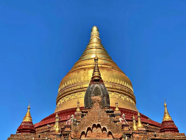 Detailní Záběr Stúpu Dhammayazika Pagoda Jasně Modrou Oblohou Baganu Světového — Stock fotografie