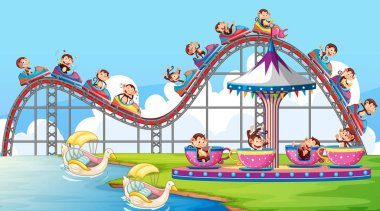 Parkta lunapark trenine binen mutlu maymunlarla dolu sahne