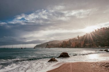 Villefranche-Sur-Mer yakınındaki Fransa kıyı şeridi