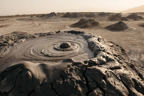 Gobustan Mud Volcanos en Azerbaiyán. Columnas de basalto . — Foto de Stock