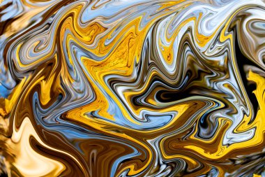 Renkli sıvı metalik doku yüzeyi, holografik folyo, sıvı dalgalar, esrarengiz aura tayfı, moda 