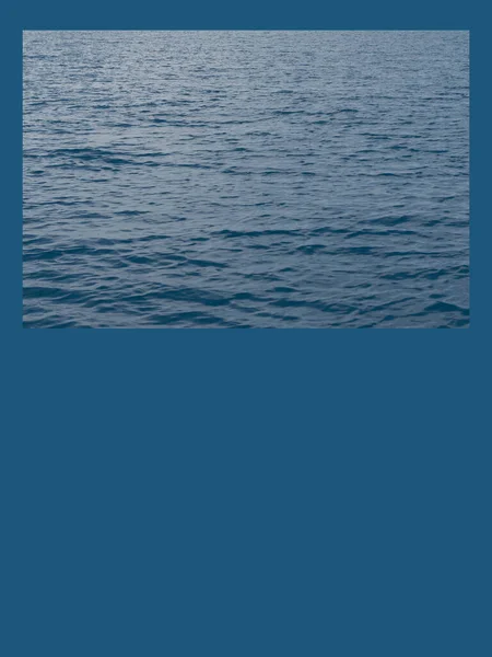 Meeresblaue Wasseroberfläche Natur Abstrahiert Hintergrund Mit Leerem Raum Für Text — Stockfoto