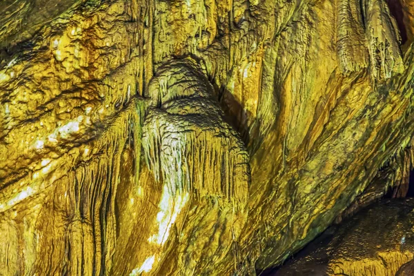 Unusual forms in the New Afon cave. Abkhazia.